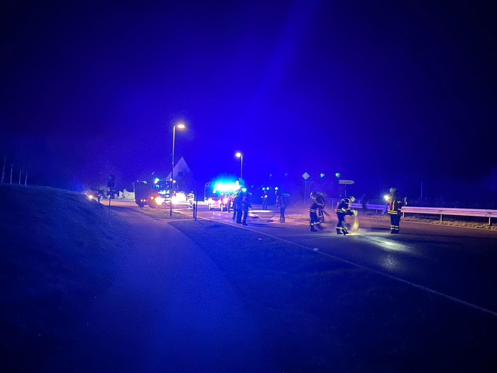 Ölspur nach Verkehrsunfall