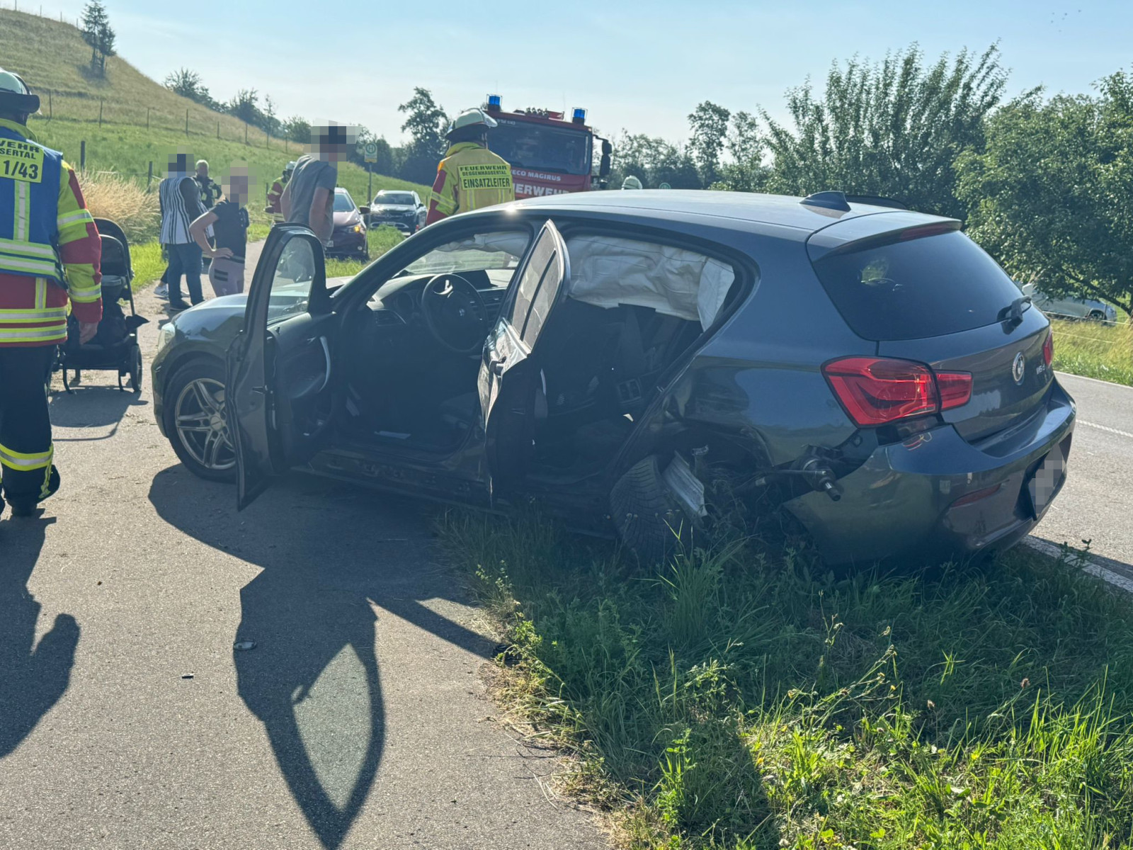 H1 VU - Verkehrsunfall auf der L204 bei Untersiggingen